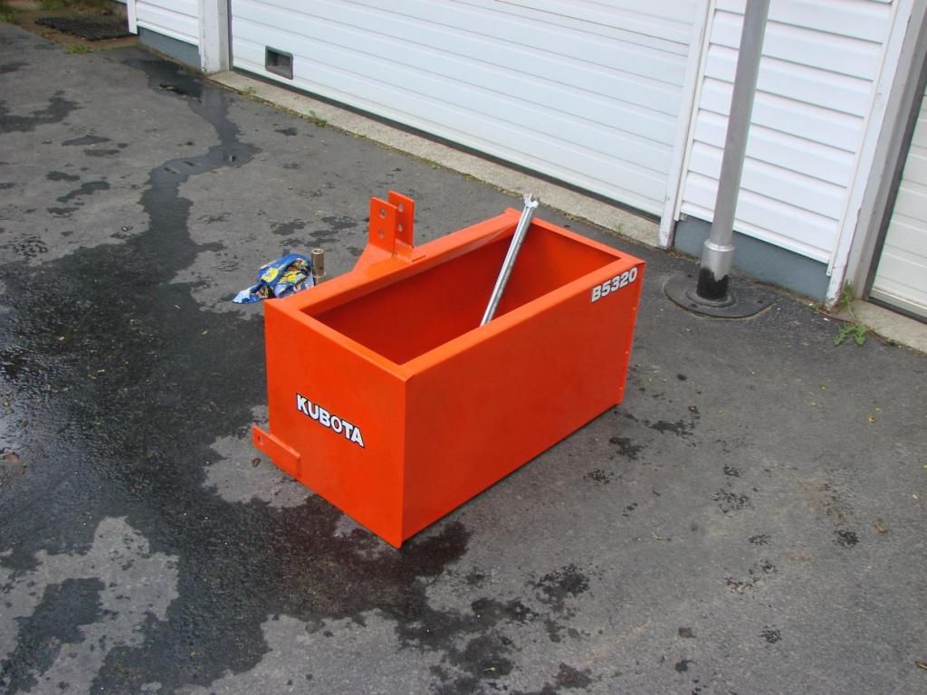 kubota ballast box converted to quick hitch compatible